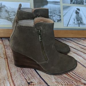 yesterr wedge bootie